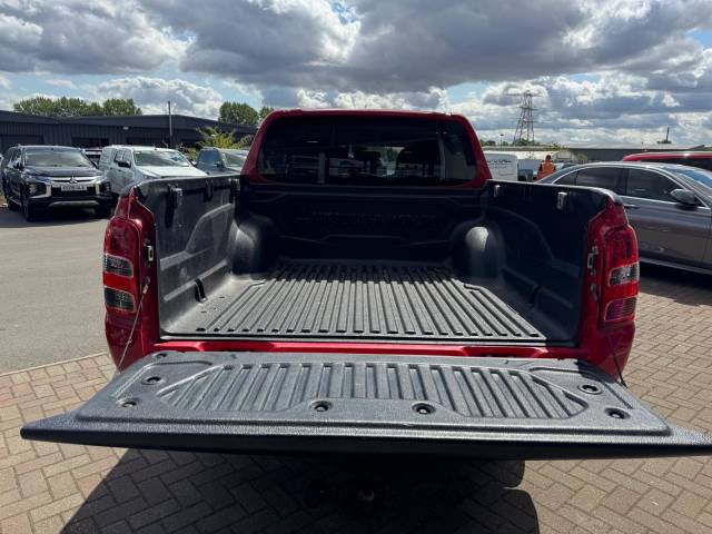 2019 Mitsubishi L200 2.4 Double Cab DI-D 178 Titan 4WD