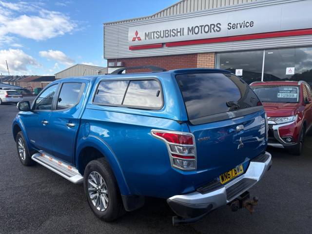 2017 Mitsubishi L200 2.4 DI-D DC Warrior Pickup Double Cab 4dr Diesel Auto 4WD Euro 6 (178 ps)