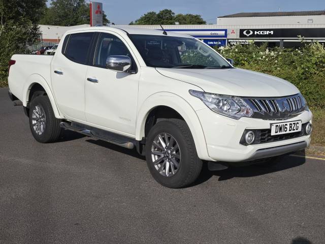 Mitsubishi L200 2.4 Double Cab DI-D 178 Warrior 4WD Auto Pick Up Diesel WHITE