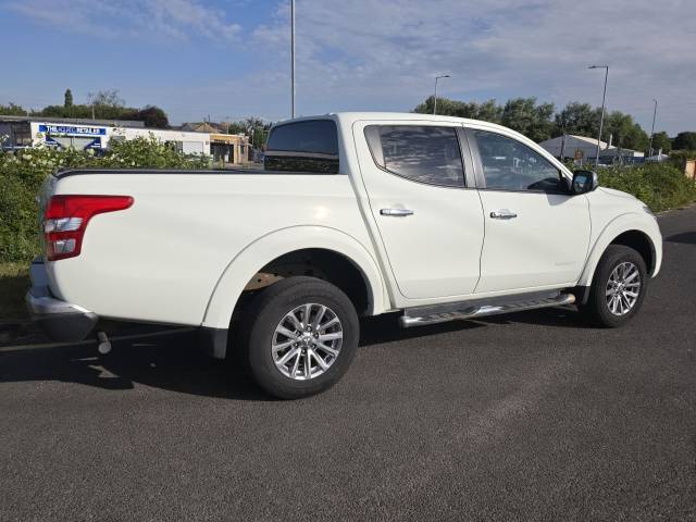 2016 Mitsubishi L200 2.4 Double Cab DI-D 178 Warrior 4WD Auto