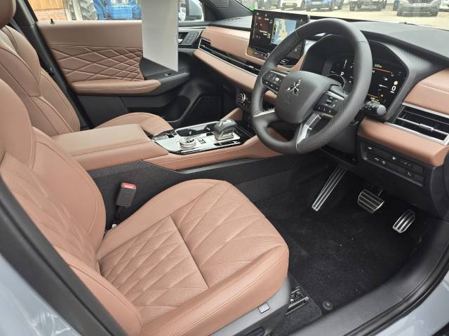 2026 Mitsubishi Outlander 2.4 PHEV Diamond 5dr Auto