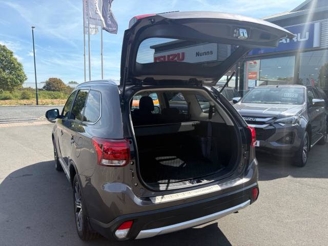 2017 Mitsubishi Outlander 2.2 DI-D 3 Auto 4WD Euro 6 5dr