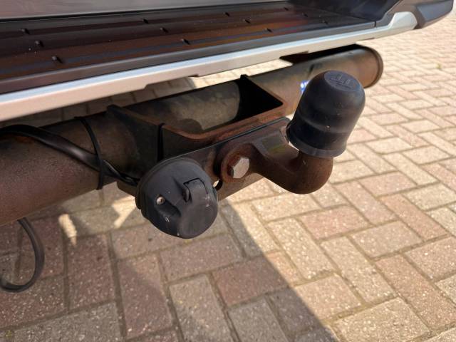 2021 Mitsubishi L200 2.3 Double Cab DI-D 150 Barbarian 4WD