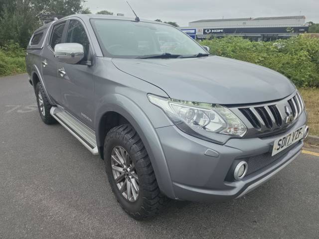Mitsubishi L200 2.4 Double Cab DI-D 178 Barbarian 4WD Auto Pick Up Diesel GREY