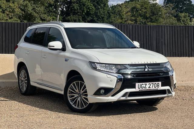 Mitsubishi Outlander 2.4 PHEV Dynamic Safety 5dr Auto Estate Petrol / Electric Hybrid WHITE