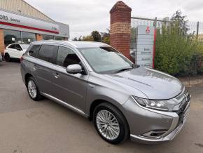 MITSUBISHI OUTLANDER at Mitsubishi UVL Selby