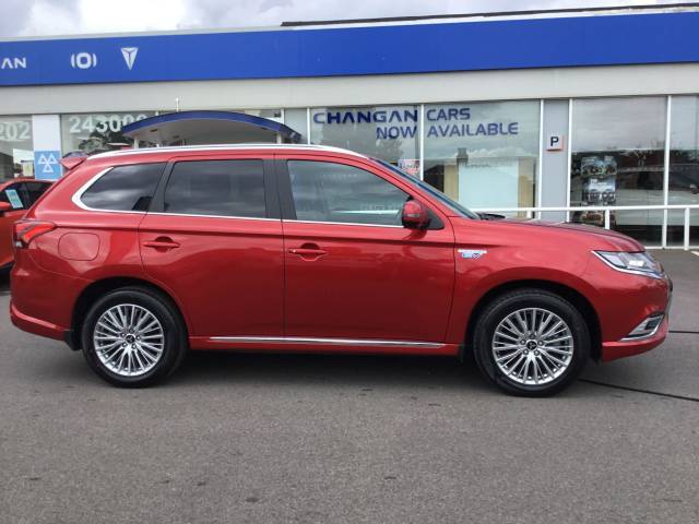 2018 Mitsubishi Outlander 2.4h TwinMotor 13.8kWh 4h SUV 5dr Petrol Plug-in Hybrid CVT 4WD Euro 6 (s/s) (209 ps)