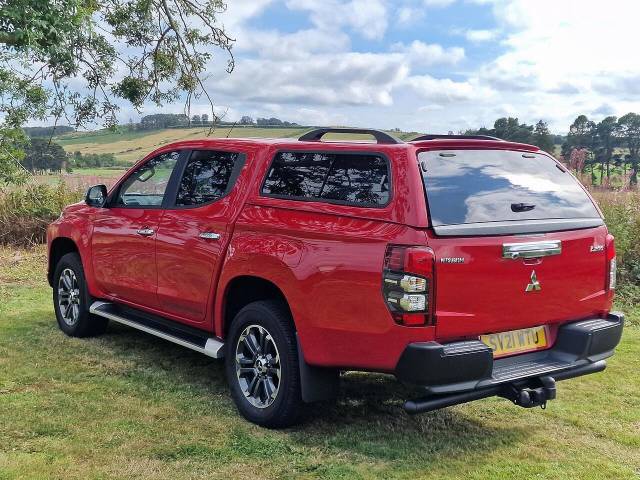 2021 Mitsubishi L200 2.2 DI-D DC Barbarian Pickup Double Cab 4dr Diesel Auto 4WD Euro 6 (s/s) (150 ps)
