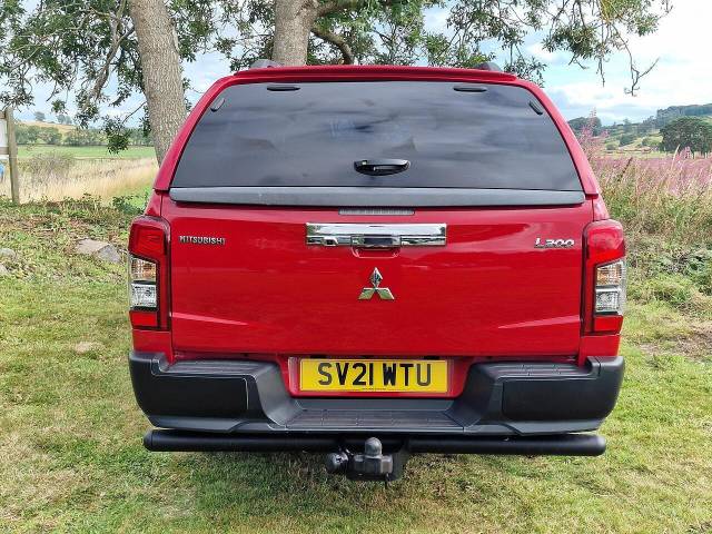 2021 Mitsubishi L200 2.2 DI-D DC Barbarian Pickup Double Cab 4dr Diesel Auto 4WD Euro 6 (s/s) (150 ps)