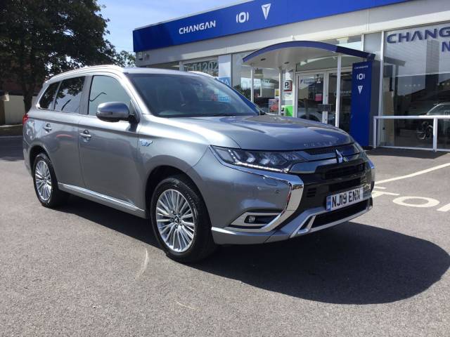 2019 Mitsubishi Outlander 2.4h TwinMotor 13.8kWh 5hs SUV 5dr Petrol Plug-in Hybrid CVT 4WD Euro 6 (s/s) (209 ps)