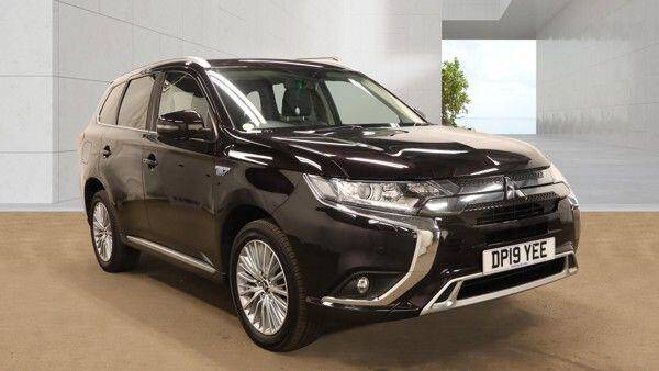 Mitsubishi Outlander 2.4 PHEV Juro 5dr Auto Estate Petrol / Electric Hybrid BLACK