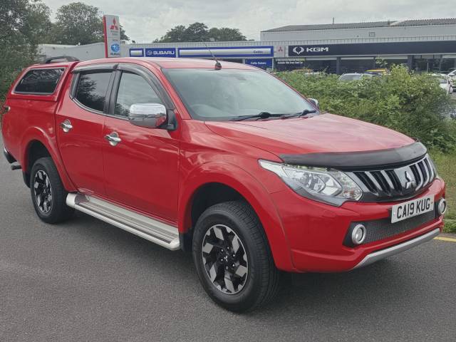 Mitsubishi L200 2.4 Double Cab DI-D 178 Barbarian 4WD Pick Up Diesel RED