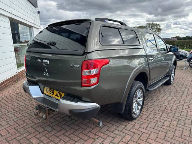 2018 Mitsubishi L200 2.4 Double Cab DI-D 178 Warrior 4WD