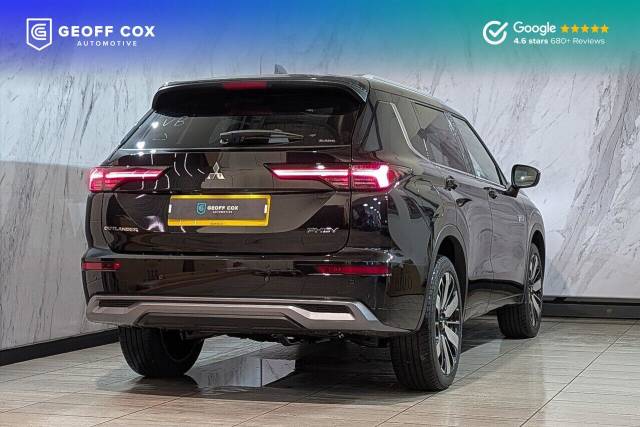 2026 Mitsubishi Outlander PHEV 2.4 Diamond 2360 SUV CVT Plug-In-Hybrid