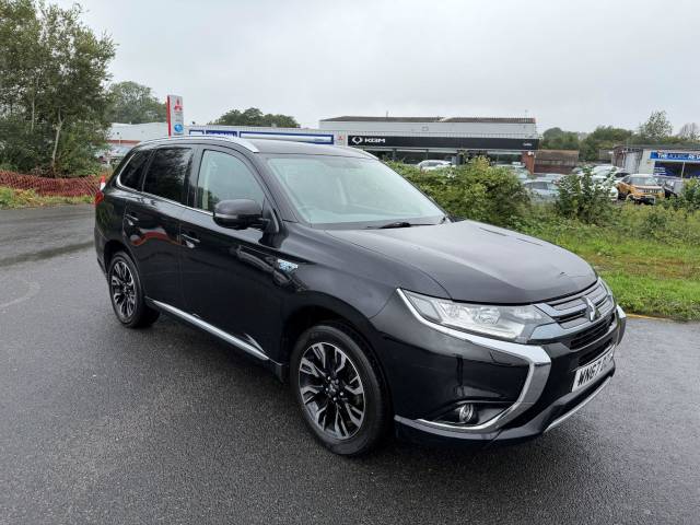 Mitsubishi Outlander 2.0 PHEV 4h 5dr Auto Estate Petrol / Electric Hybrid BLACK