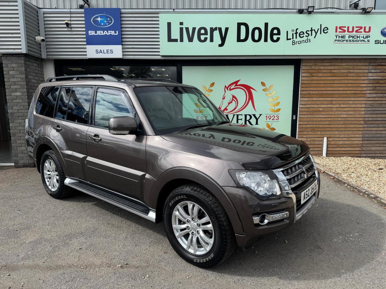 2016 Mitsubishi Shogun