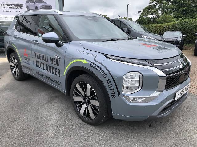 Mitsubishi Outlander PHEV Diamond SUV 2.4 Auto Petrol/Electric SUV Petrol/Electric U35 Moonstone Grey