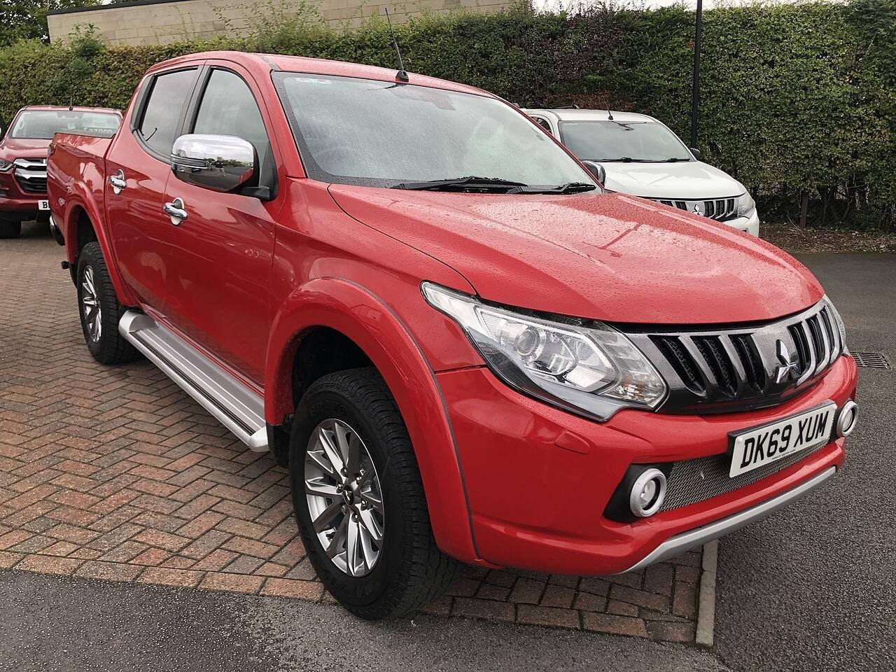 2020 Mitsubishi L200