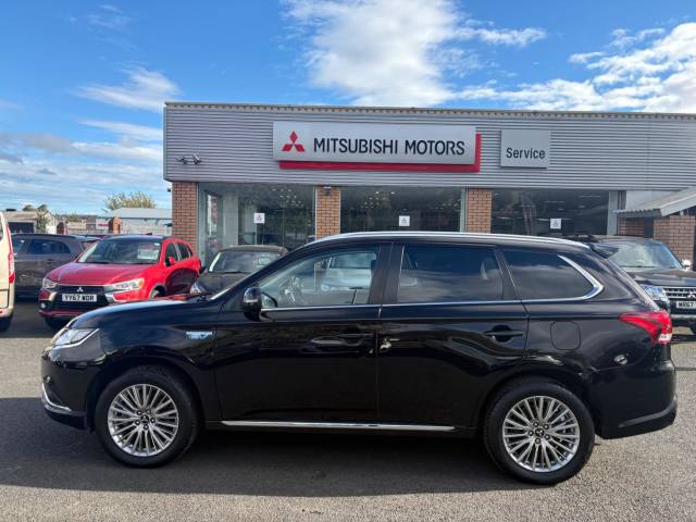 2020 Mitsubishi Outlander 2.4h TwinMotor 13.8kWh Design CVT 4WD Euro 6 (s/s) 5dr