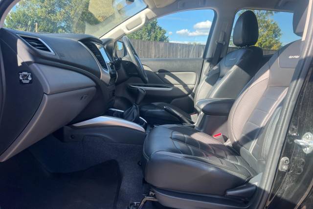 2019 Mitsubishi L200 2.4 Double Cab DI-D 178 Barbarian 4WD