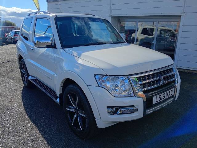 2016 Mitsubishi Shogun 3.2 DI-DC Barbarian SUV 3dr Diesel Auto 4WD Euro 6 SWB (187 ps)