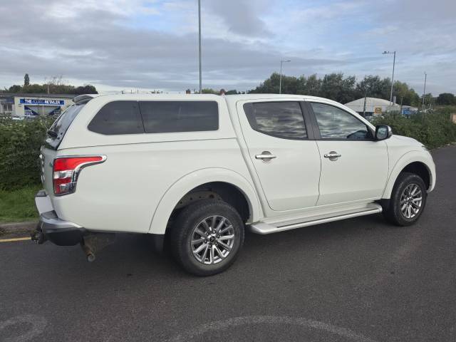 2019 Mitsubishi L200 2.4 Double Cab DI-D 178 Barbarian 4WD