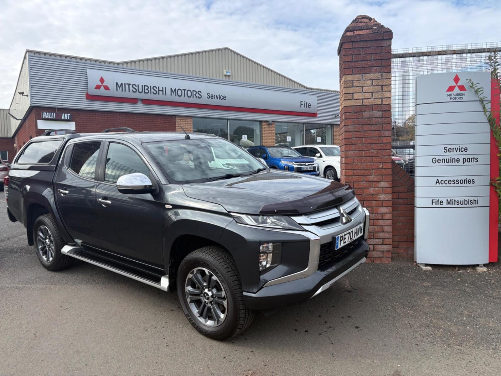 2020 Mitsubishi L200