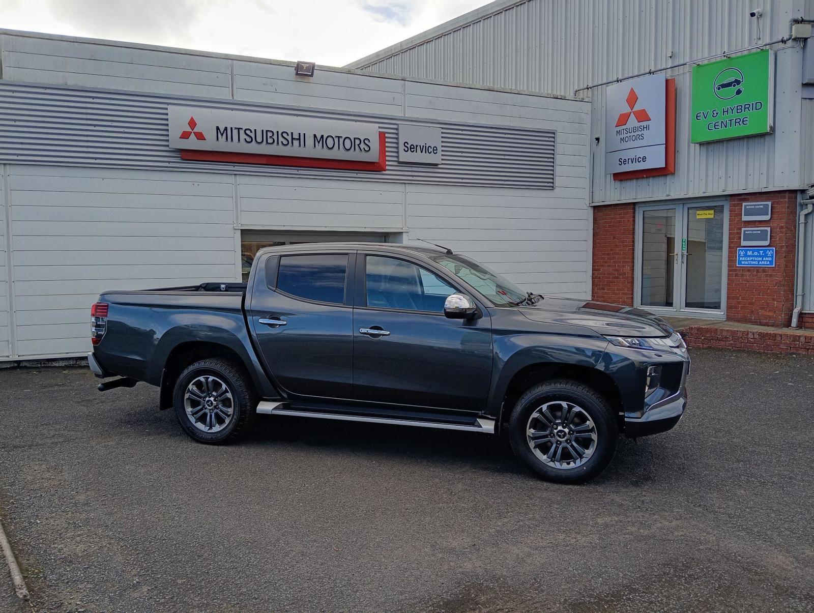 2020 Mitsubishi L200