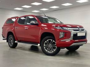 MITSUBISHI L200 at Mitsubishi UVL Selby