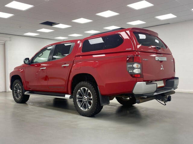 2021 Mitsubishi L200 2.2 DI-D DC Barbarian Pickup Double Cab 4dr Diesel Manual 4WD Euro 6 (s/s) (150 ps)