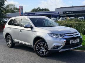 MITSUBISHI OUTLANDER at Mitsubishi UVL Selby
