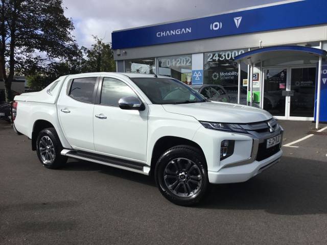 Mitsubishi L200 2.2 DI-D DC Barbarian Auto 4WD Euro 6 (s/s) 4dr Pickup Diesel White