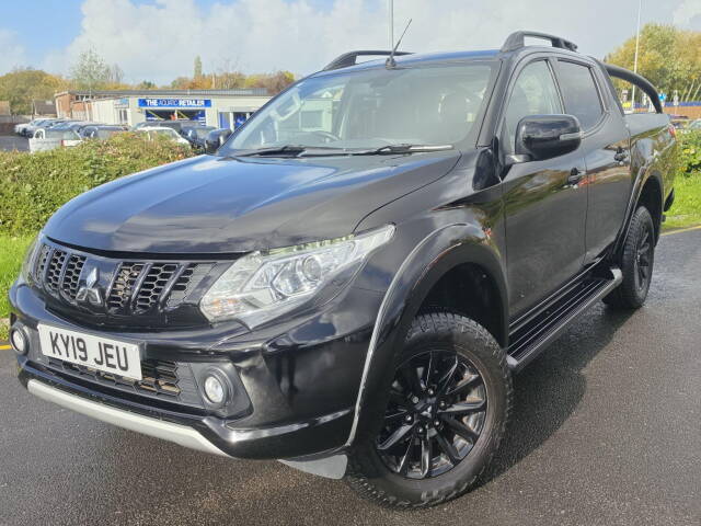 2019 Mitsubishi L200 2.4 Double Cab DI-D 181 Barbarian Black 4WD Auto