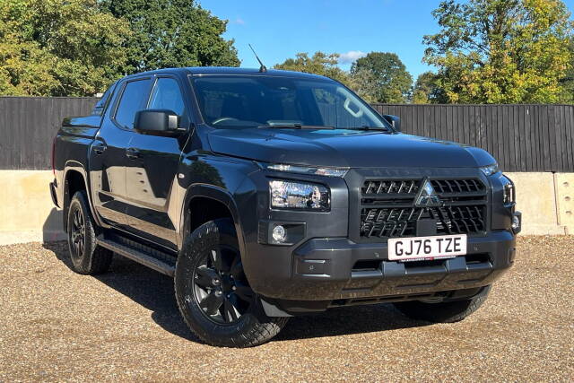Mitsubishi L200 2.4 Bi-Turbo D Titan Double Cab Pick Up 4WD Auto Pickup Diesel Graphite Grey