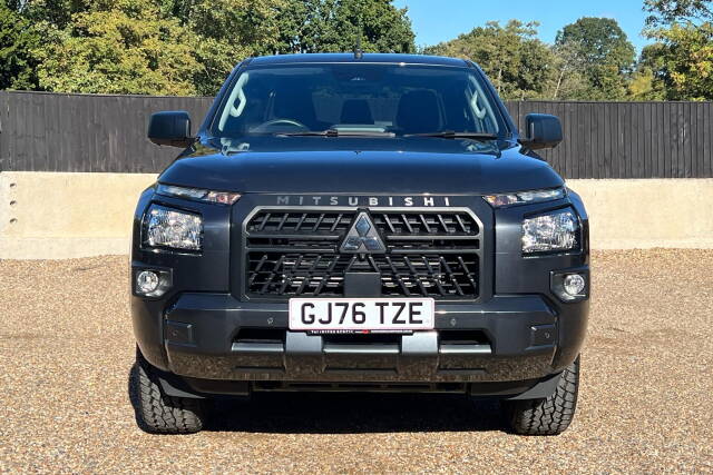 2026 Mitsubishi L200 2.4 Bi-Turbo D Titan Double Cab Pick Up 4WD Auto