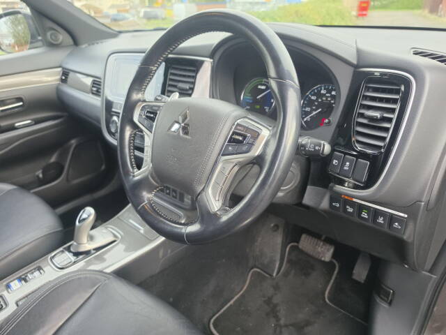 2018 Mitsubishi Outlander 2.4 PHEV 4hs 5dr Auto