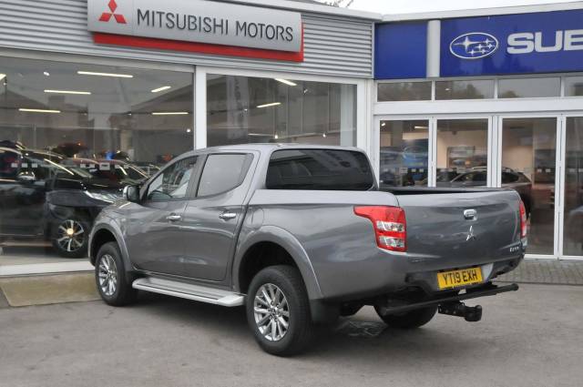 2019 Mitsubishi L200 2.4 Double Cab DI-D 178 Titan 4WD
